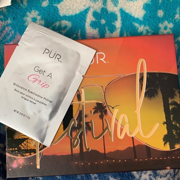 NEW Pür Festival palette - price flexible - Picture 2 of 3